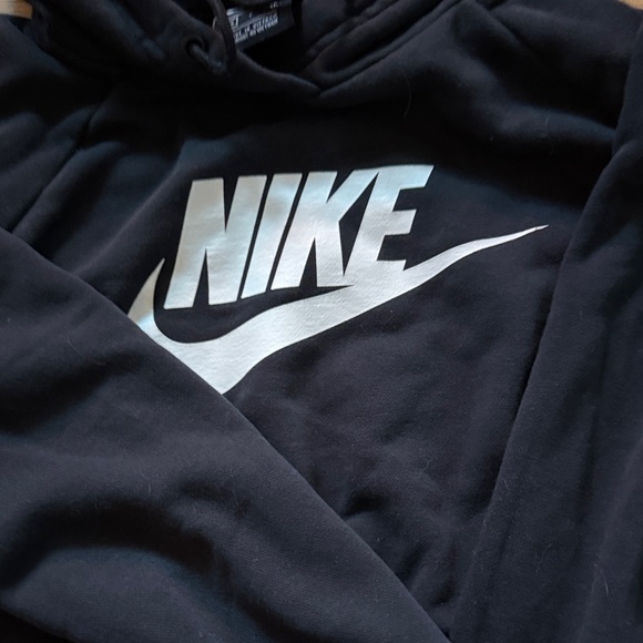 Nike Black and White Hoodie - Picture 2 of 3